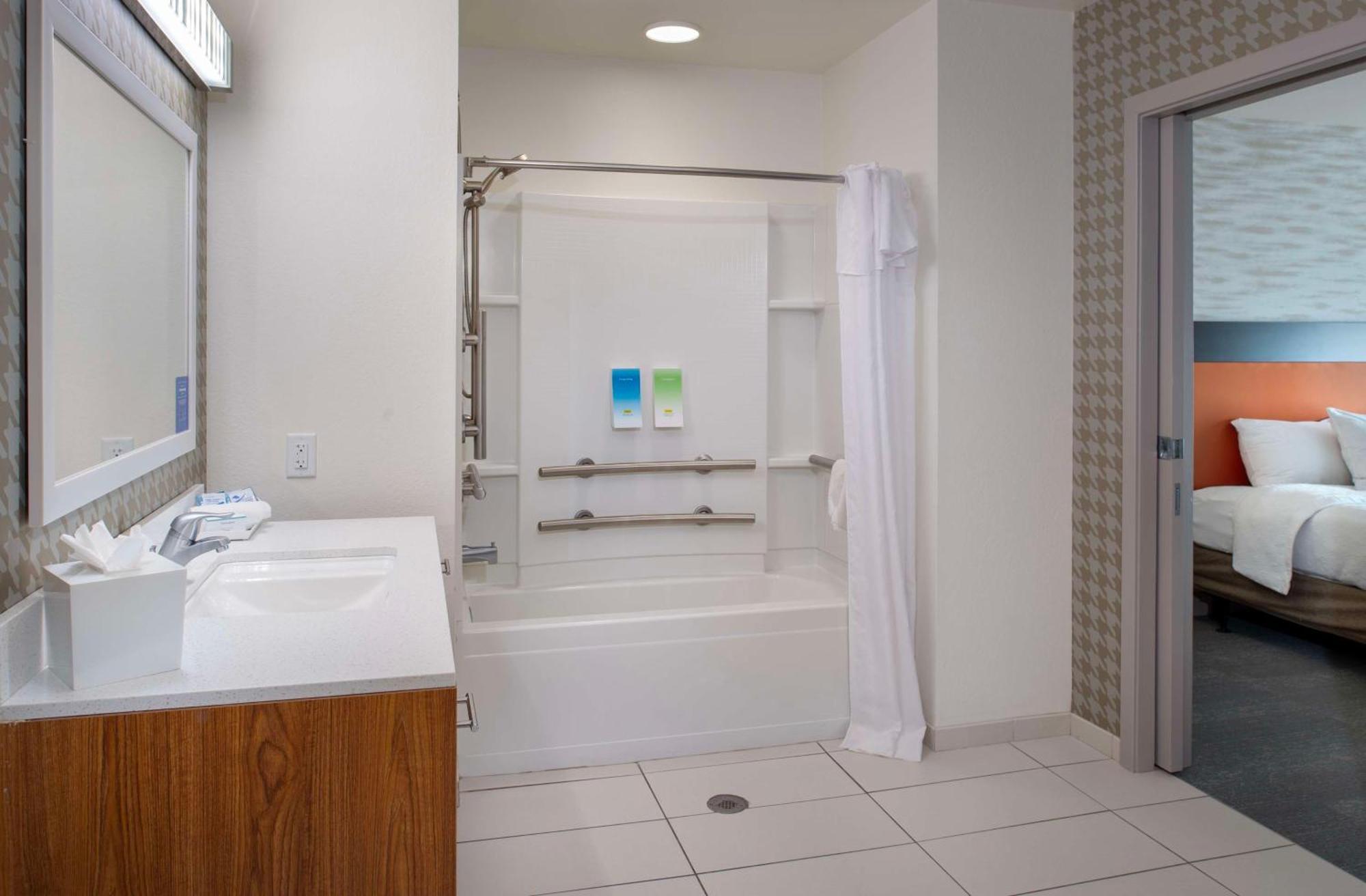 Home2 Suites St. Louis / Forest Park Richmond Heights Extérieur photo