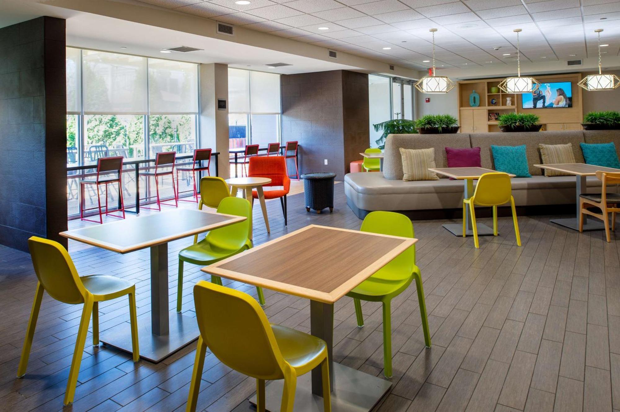 Home2 Suites St. Louis / Forest Park Richmond Heights Extérieur photo