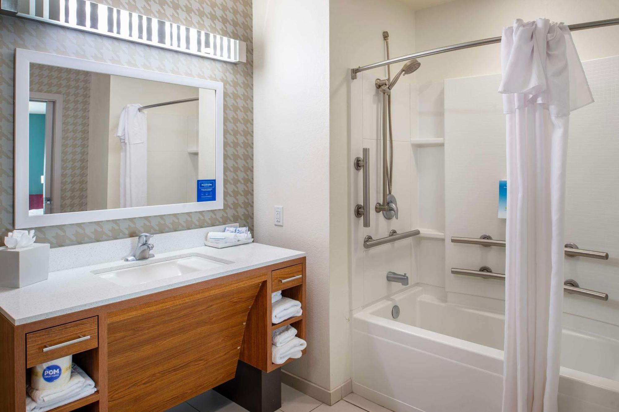 Home2 Suites St. Louis / Forest Park Richmond Heights Extérieur photo